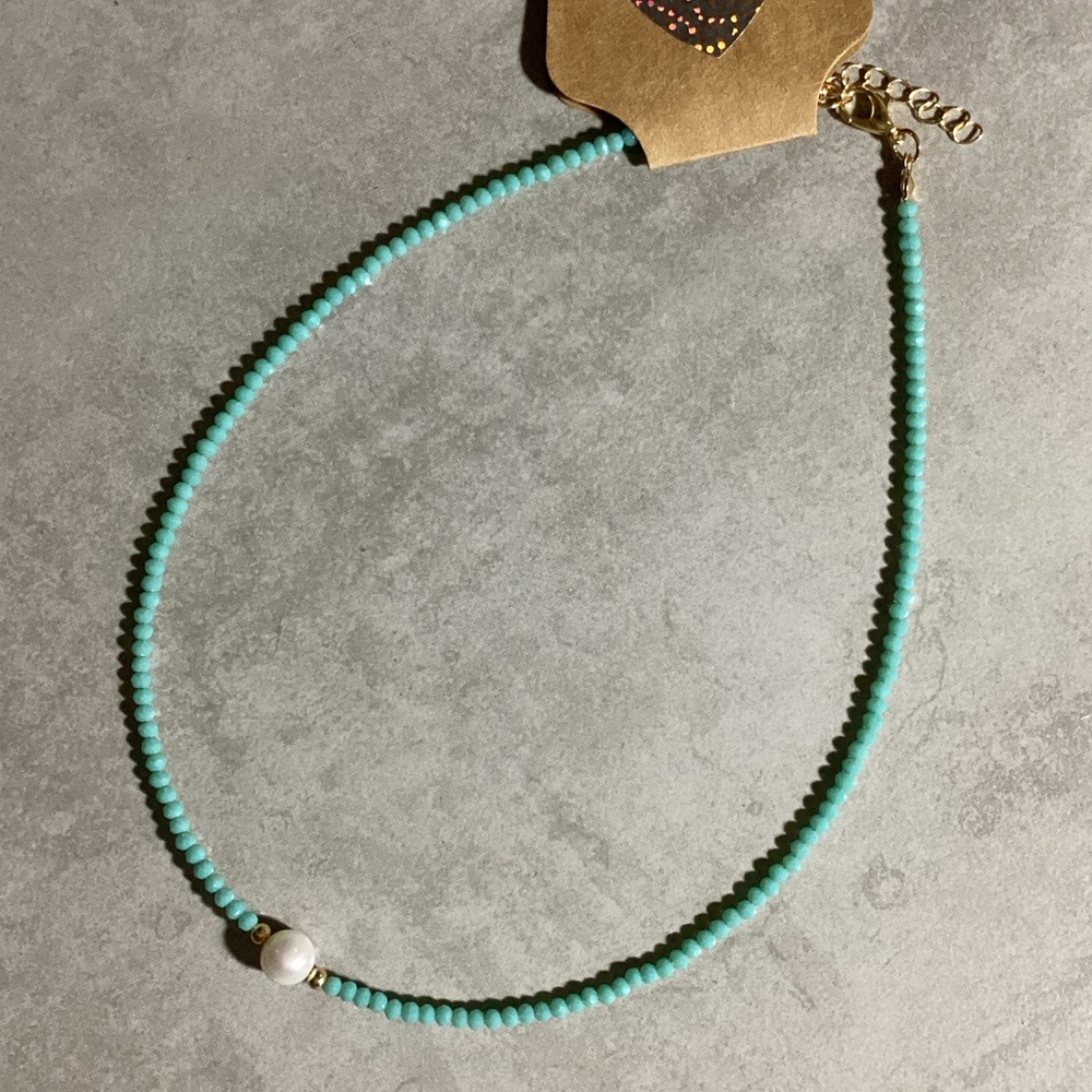 Turquoise Beaded Necklace with Pearl Accent